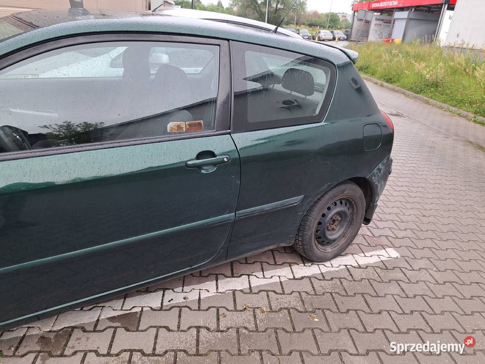 Syndyk sprzeda samochód osobowy Toyota Corolla Poznań