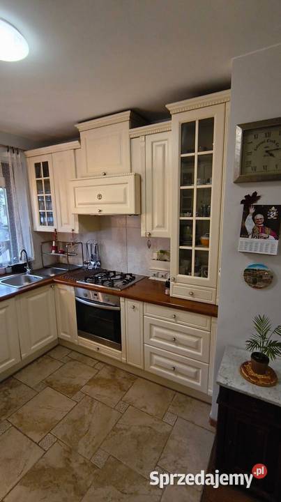 4pok 150met Wyścigowej TARASGARAŻOGRÓD Wrocław Liczba pokoi 4