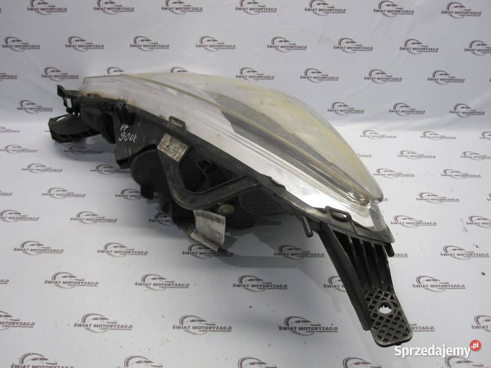 CITROEN DS3 10r lampa prawy przód 9684374780 świętokrzyskie sprzedam