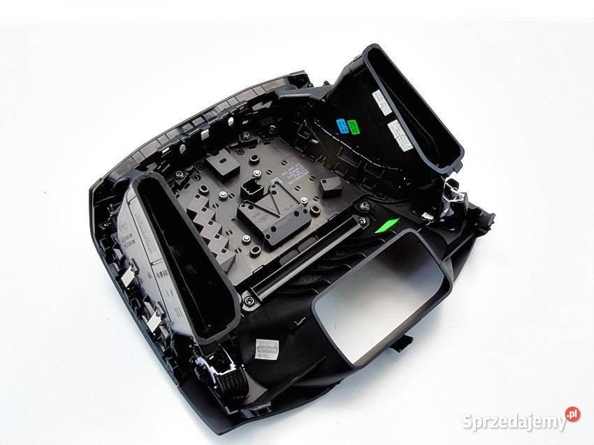 PANEL ŚRODKOWY RADIA FOCUS 3 KOMBI BM51A014L21 Pozostałe Sosnowiec