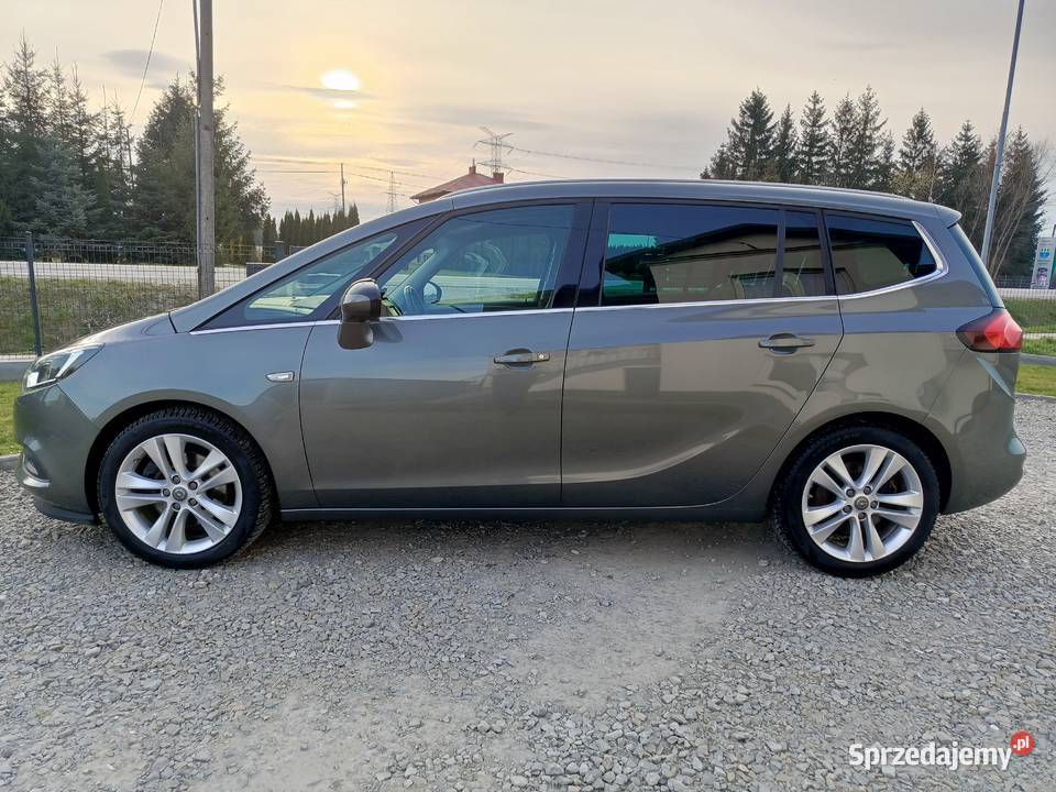 Opel Zafira c Lift 2018 Rok produkcji 2018 podkarpackie Iwonicz