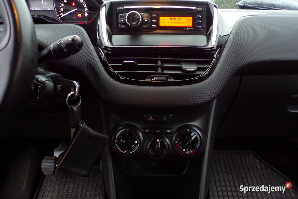 Peugeot 2008 12Benz 82 Zarejestrowany Ładny Stan Piła