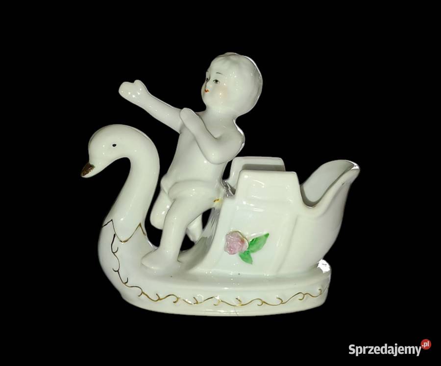 Porcelanowa figurka łabędzie sanie z chłopcem Słubice sprzedam