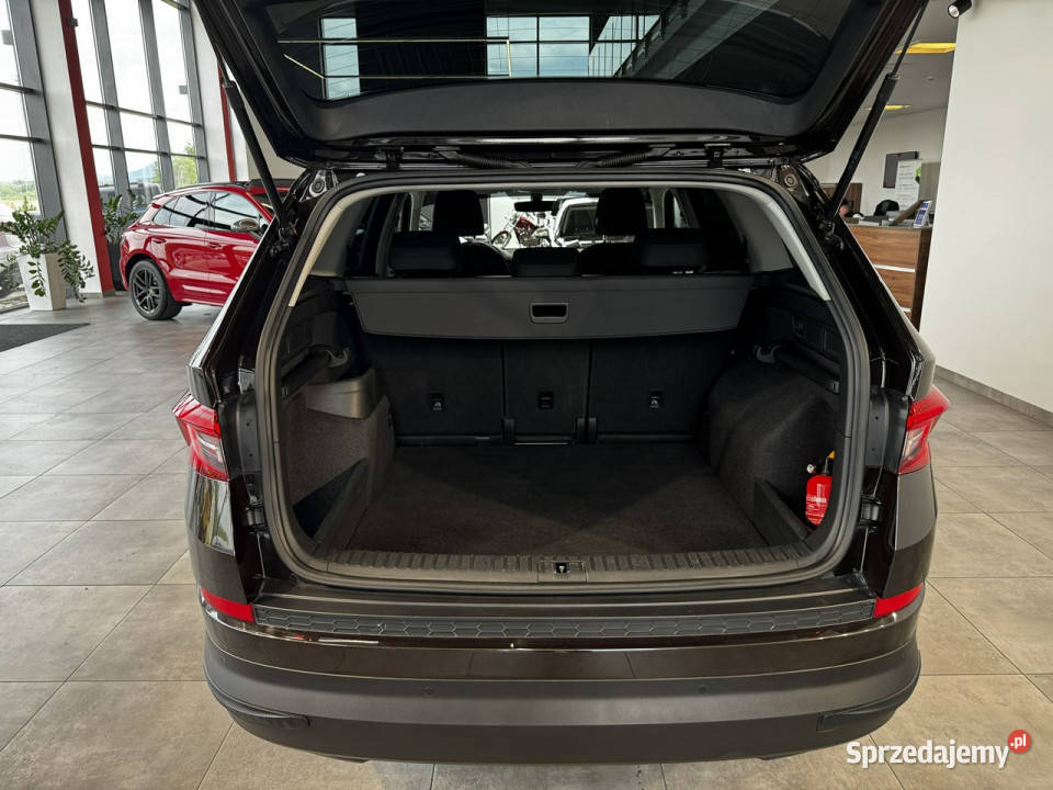 koda Kodiaq Ambition 15TSI 150 M6 2020 r salon I centralny zamek Myślenice