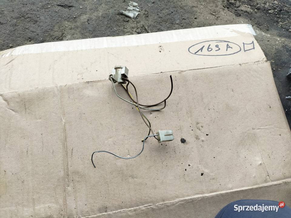 AUDI 80 B3 WTYCZKA GNIAZDA ŻARÓWKI LAMPY