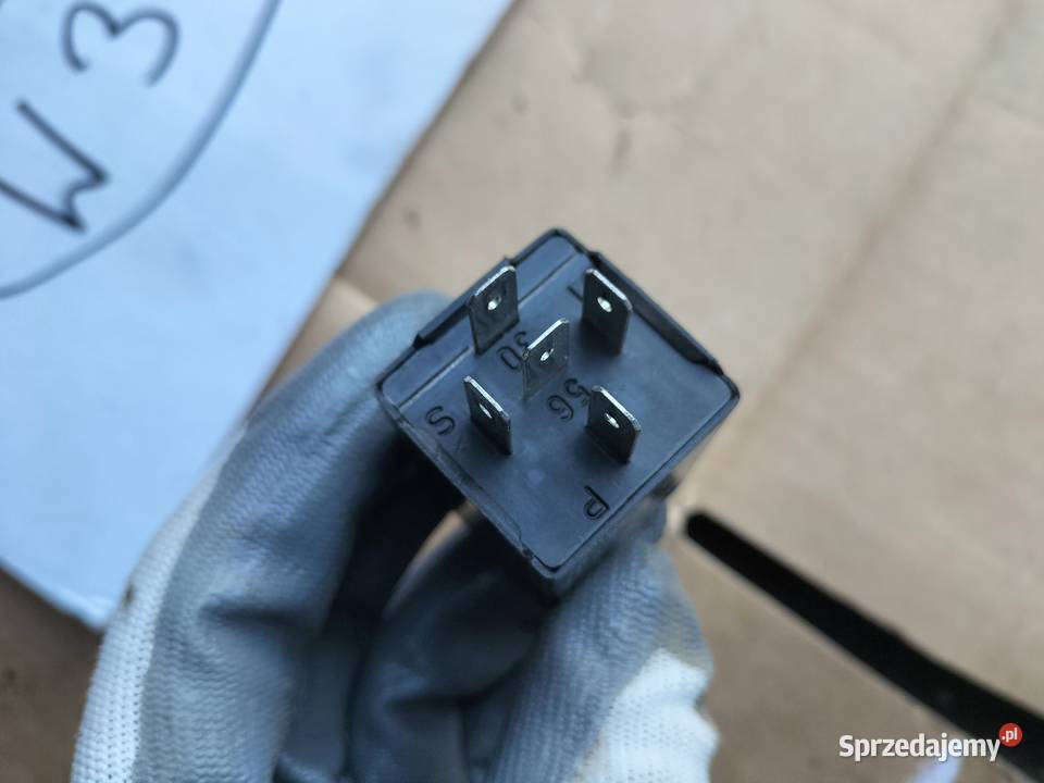 PRZEKAŹNIK AUDI 275 443955535 Kamień-Kolonia