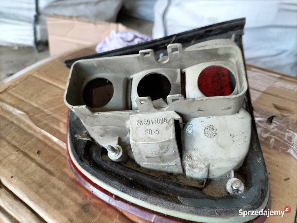 LAMPA TYLNA SEAT CORDOBA PRAWA 6K5945096 Kamień-Kolonia