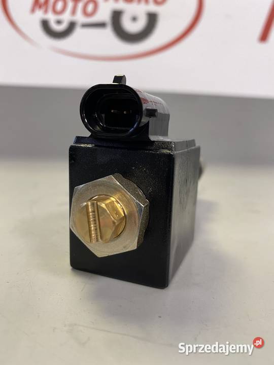 Elektrozawór CNH Case Fiat Holland Steyr