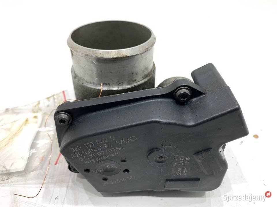 PRZEPUSTNICA AUDI A4 B8 06F133062G 18 160 0715 Motoryzacja podkarpackie