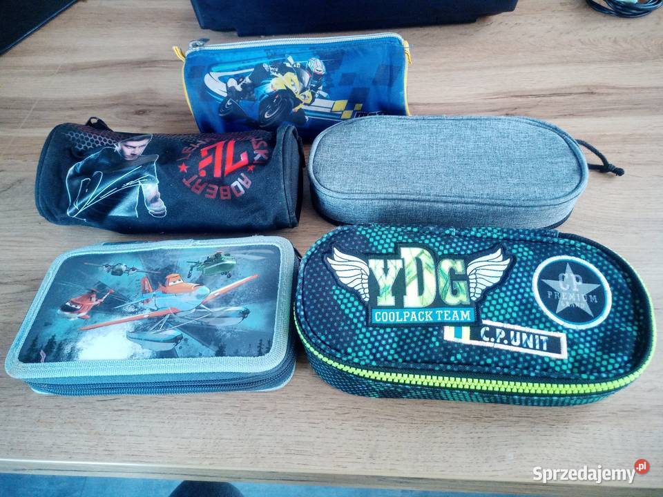 Piórniki szkolne Kraków sprzedam