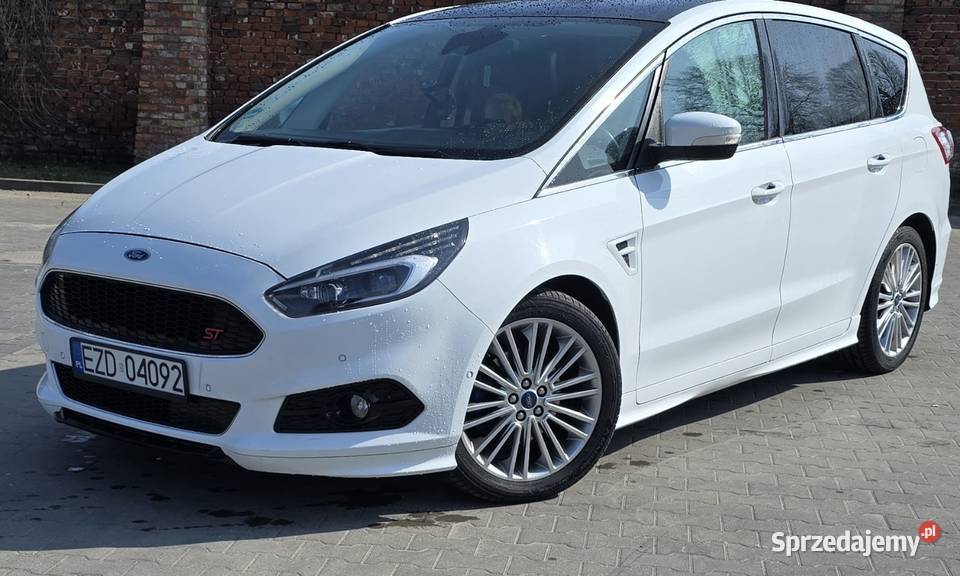 Ford s ST Line 2016 20 BiTurbo 210 światła LED