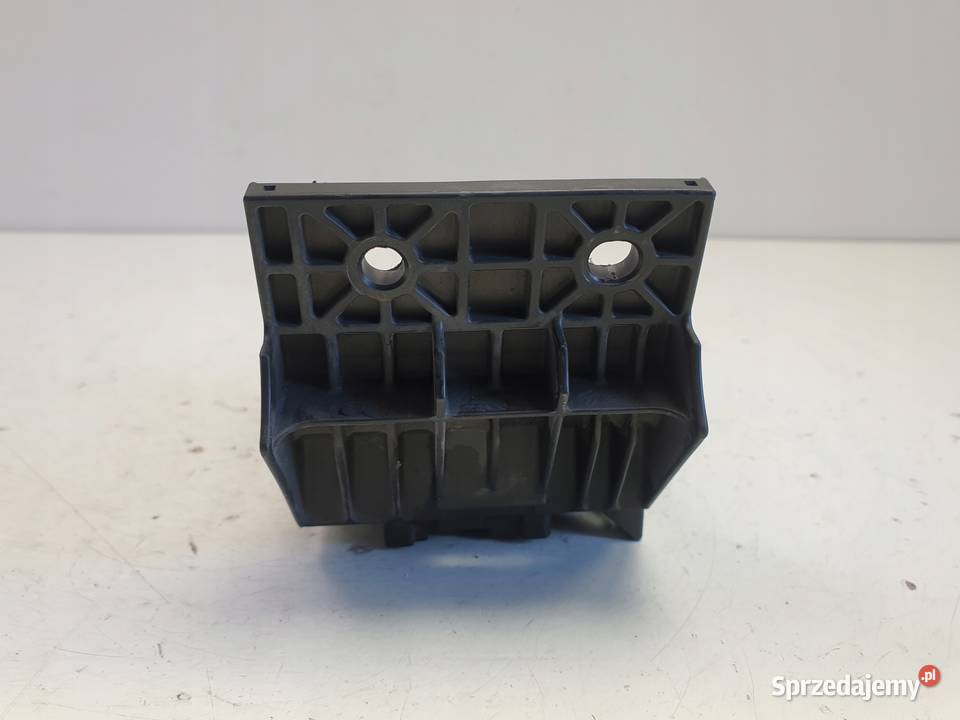 Corolla Verso II 22 D4D SKRZYNKA BEZPIECZNIKÓW Rudka