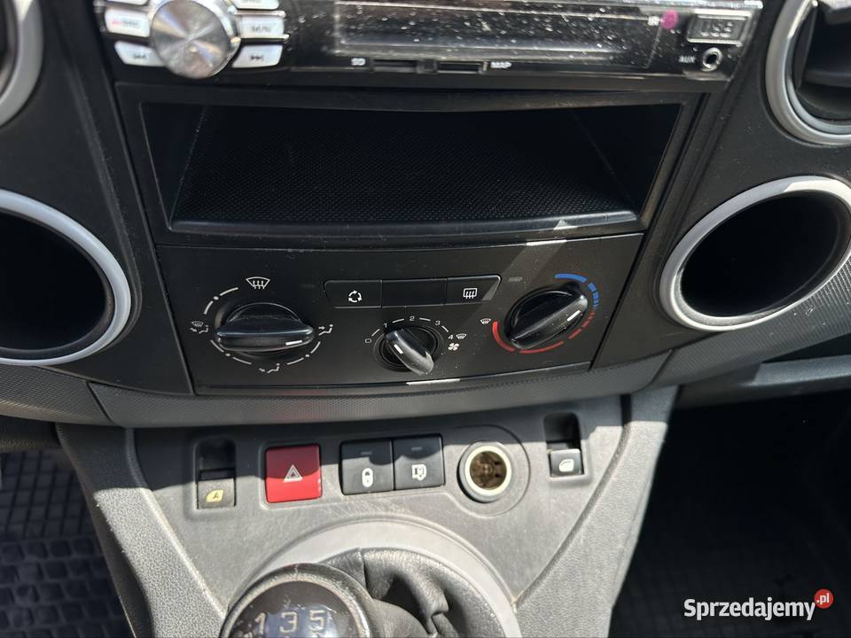 Peugeot Partner 2011 16 DIESEL zadbany PRYWATNY biały Partner Włoszakowice