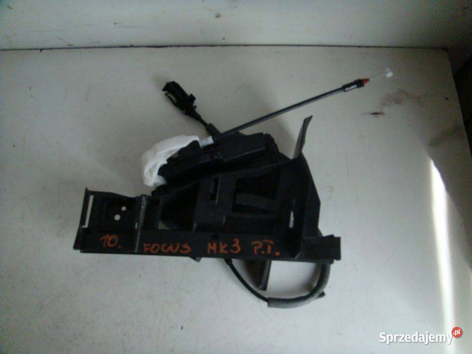 ZAMEK DRZWI PRAWY TYŁ FOCUS MK3 BM51A264A26BB Drzwi sprzedam