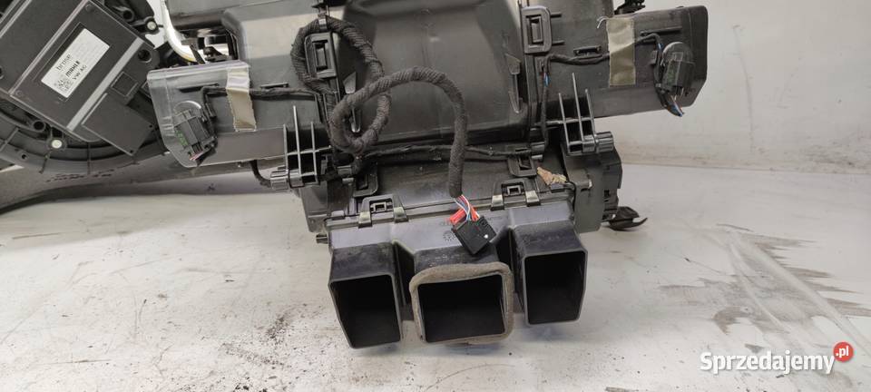 NAGRZEWNICA KOMPLETNA AUDI A4 B9 8W2816005G UK