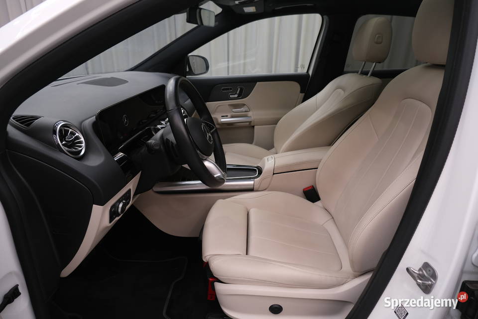 MERCEDESBENZ EQA 300 2024 EE 228 mazowieckie Warszawa