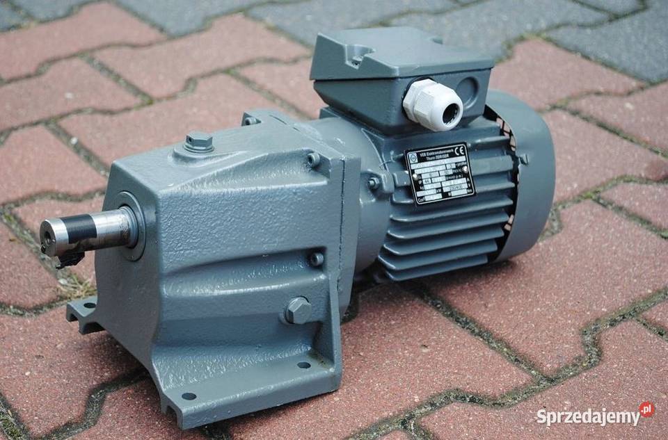 Motoreduktor 037kw 400obrmin Firmy VEM Fvat Kargowa