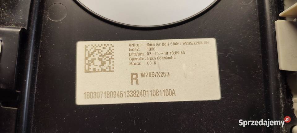 MERCEDES GLC W253 X253 OSŁONA SŁUPKA PRAWA