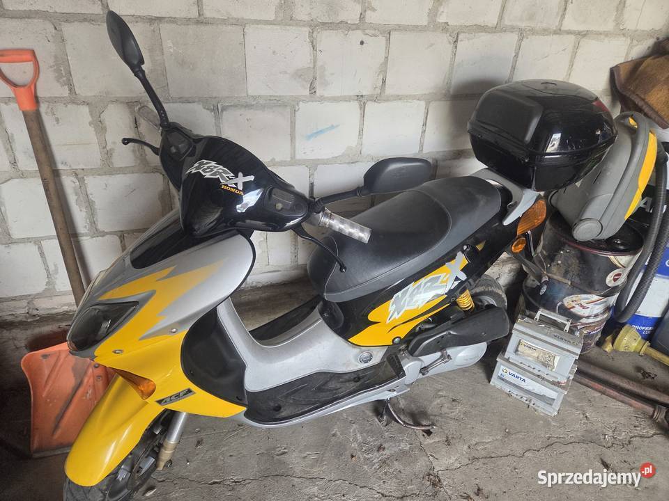 Sprzedam skuter Honda nieuszkodzony Garbów