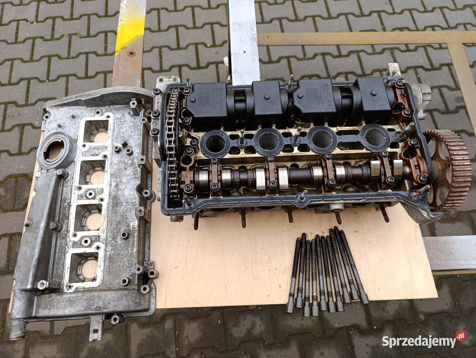 Głowica silnika Audi TT 1 8 turbo osobowe Baryczka