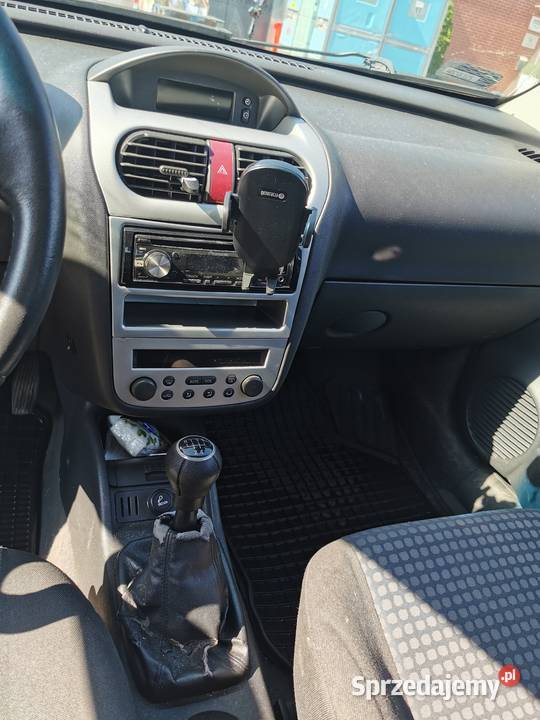 Opel corsa c 2005 Rok produkcji 2005 Mierzyn