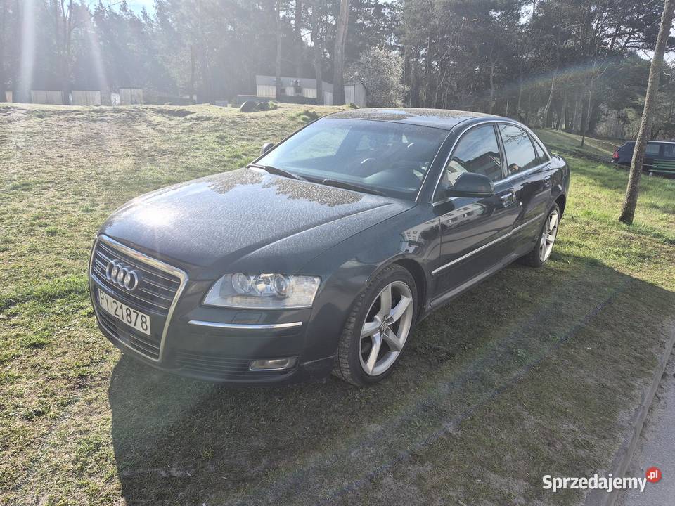 Syndyk sprzeda pojazd marki AUDI A8