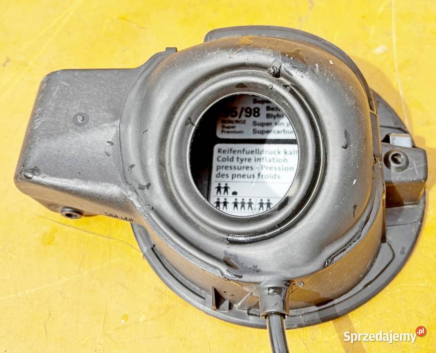 VW TOURAN KLAPKA WLEWU PALIWA LC 1T0809857 Radom