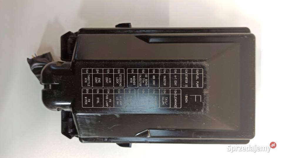 INFINITI G37 SKRZYNKA BEZPIECZNIKÓW 284B9 JK000