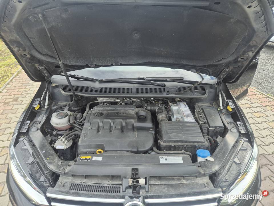 2019 Volkswagen Touran 7 osób FULL LEDy 16 TDI Rok produkcji 2019 Bujaków