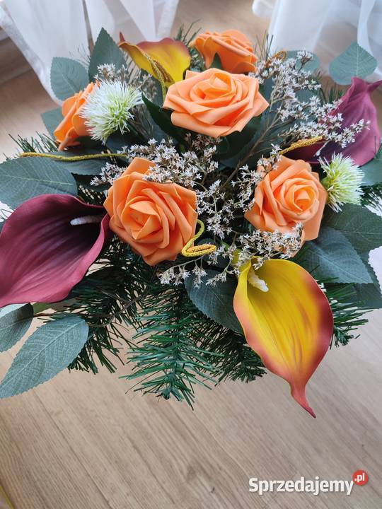 Kompozycja kwiatowa na grób z kwiatów kompozycja Sosnowiec
