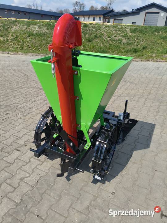 Sadzarki do ziemniaków 1 i 2rzędowe nieuszkodzony Tomaszów Lubelski