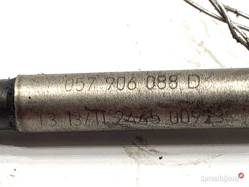 CZUJNIK TEMPERATURY SPALIN AUDI A8 D4 057906088D sprzedam