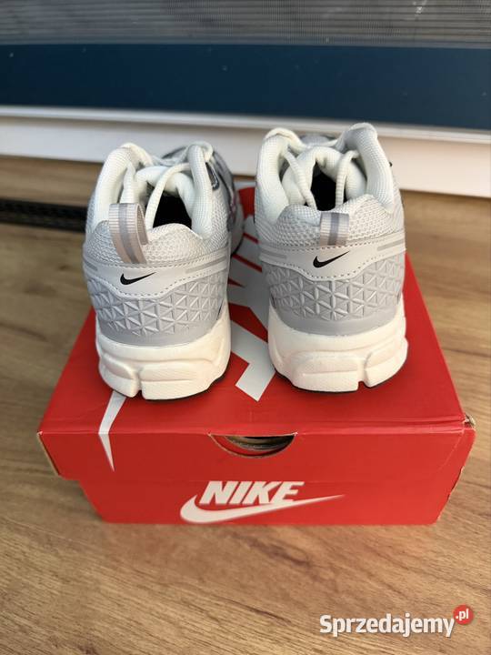 Nike Zoom Vomero 5 Srebrne Szare Sneakersy Buty łódzkie Łódź