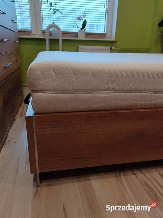 Łózko 140200 z pojemnikiem szafka nocna 40cm Czeladź sprzedam