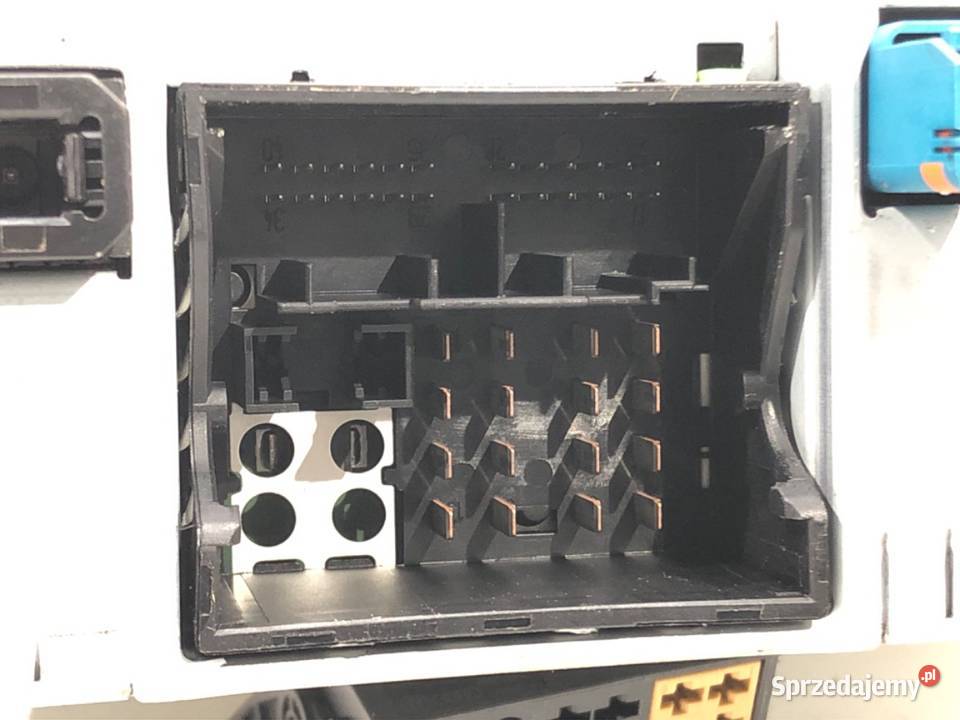 RADIO AUDI A6 C7 4G0035670K 1018 ODTWARZACZ Sprzęt audio fabryczny sprzedam