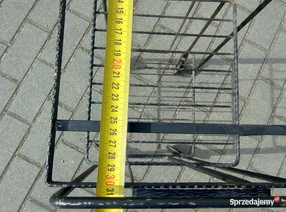 Stary metalowy barek na kólkach metaloplastyka Gdynia sprzedam