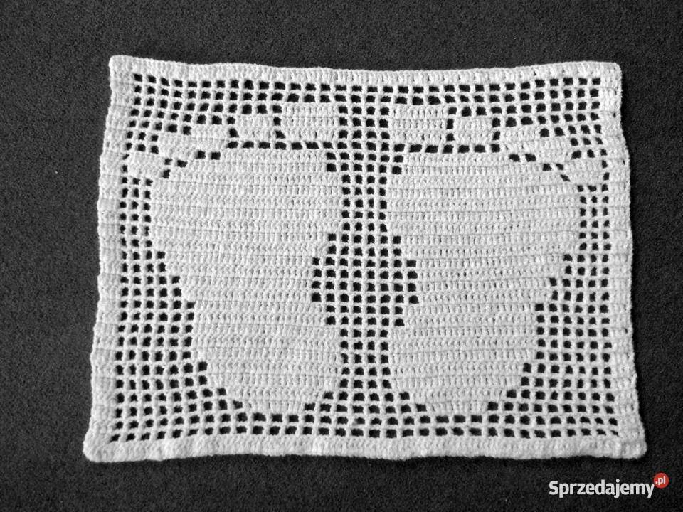 ŚLADY STÓP Szydełkowany dywanik Katowice