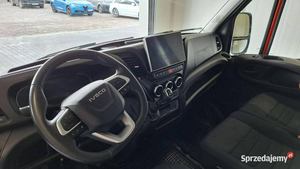 Iveco Daily 35S18H E6 35t LAWETA mazowieckie