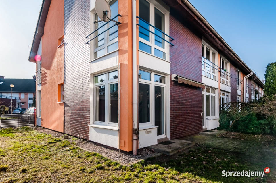 Bezrzecze dom w zabudowie szereg 4pok 164 m2 Szczecin