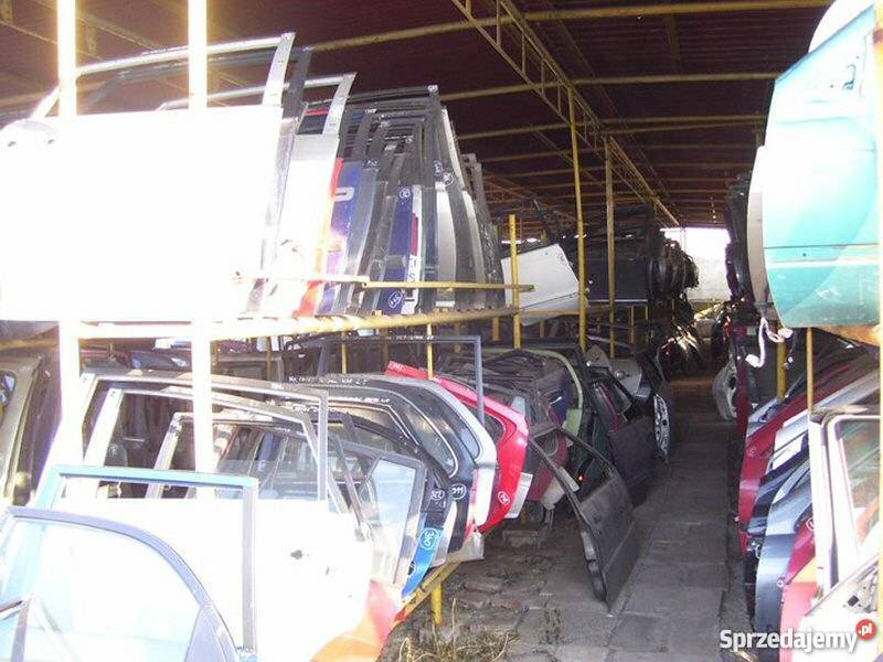 NISSAN MICRA 3D DRZWI PRAWE PRZÓD Wrocław sprzedam