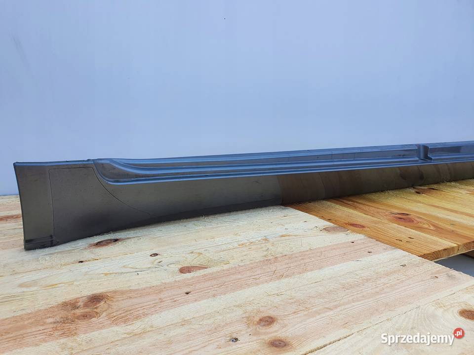 BMW F01 LISTWA PROGOWA PRAWA próg prawy 7207158 osobowe Rudka