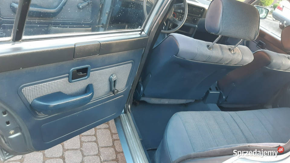 BMW 518 BMW 5er 518i E28 19811987 Bachowice