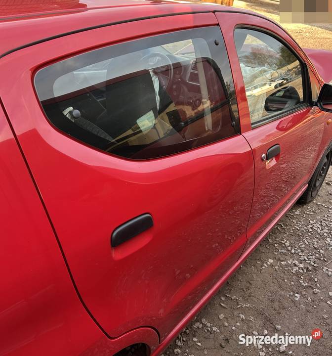 CZĘŚCI klapa drzwi zderzak lampy maglownica