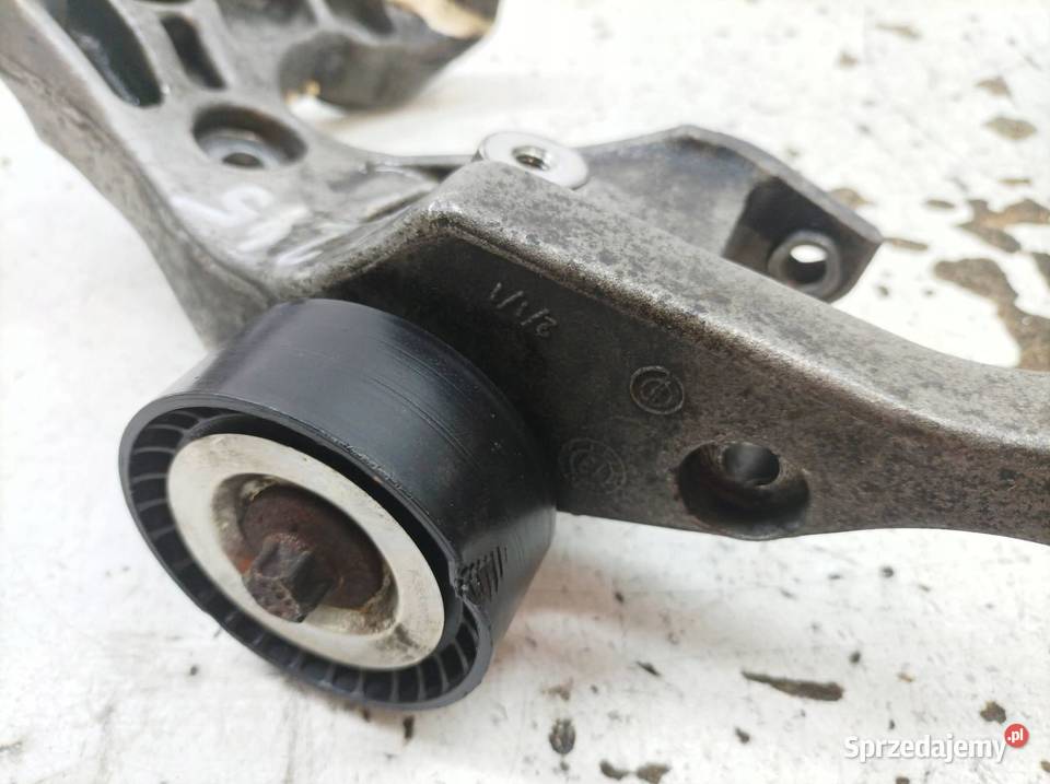 ŁAPA WSPORNIK ALTERNATORA 17 CDTI Opel Meriva II Rok produkcji 2014