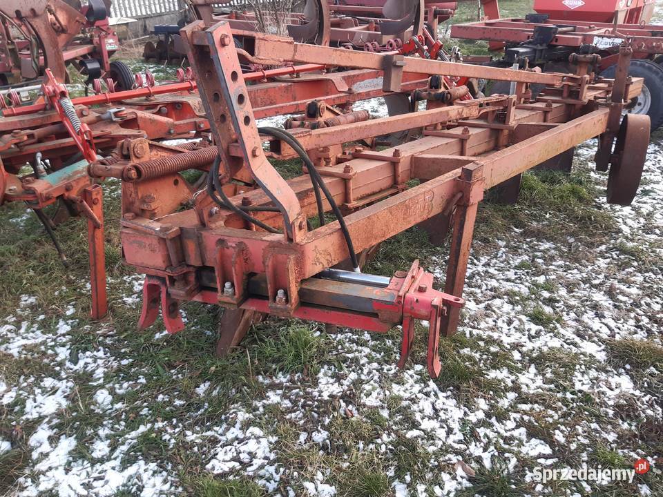 Pług Bugnot nieuszkodzony Pługi Nowe Skalmierzyce