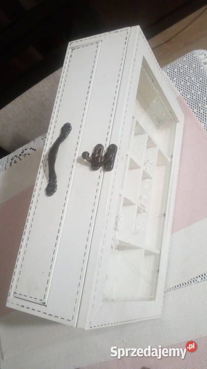 Niezbędnik na przybory do szycia stylizowany Sosnowiec