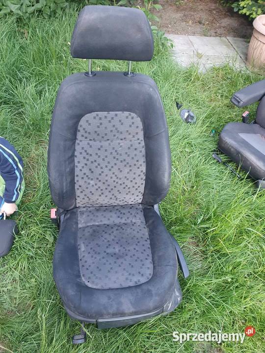 Fotel lewy kierowcy Skoda Fabia I 0007 bez Rok produkcji 2001 małopolskie