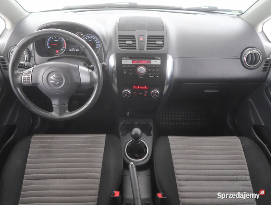 Suzuki SX4 16 VVT wielofunkcyjna kierownica Bielany Wrocławskie