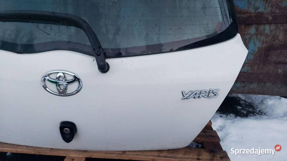 TYLNA KLAPA BAGAŻNIKA TYŁ SZYBA TOYOTA YARIS II Rudziniec