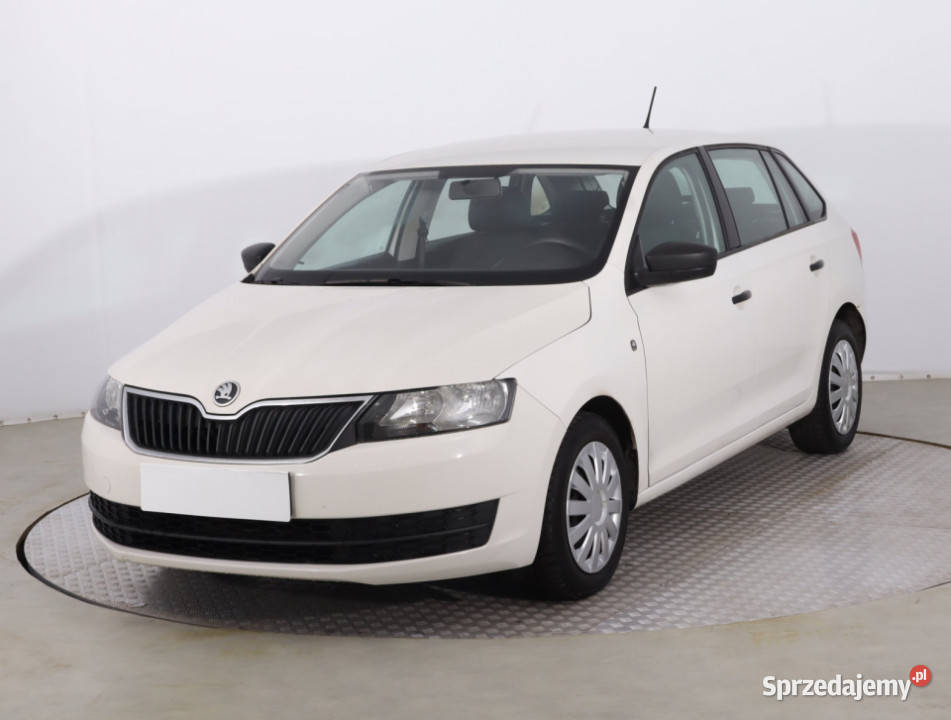 Skoda Rapid Spaceback 12 MPI radio